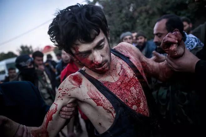 人类之殇!催泪的20张照片看战争之下的叙利亚