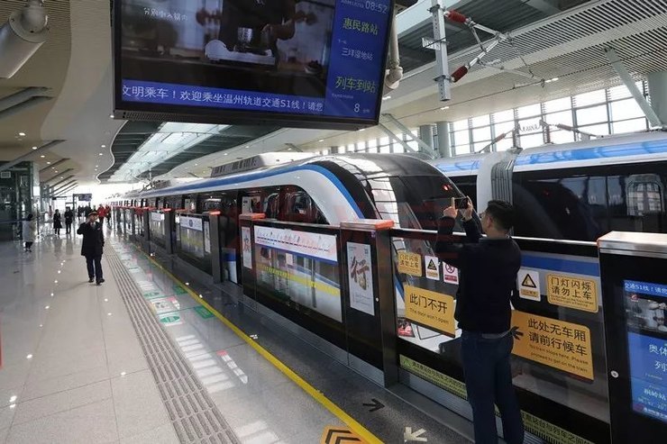 从 桐岭,潘桥,动车南站,新桥,德政,龙霞路,惠民路,三垟湿地,龙腾路